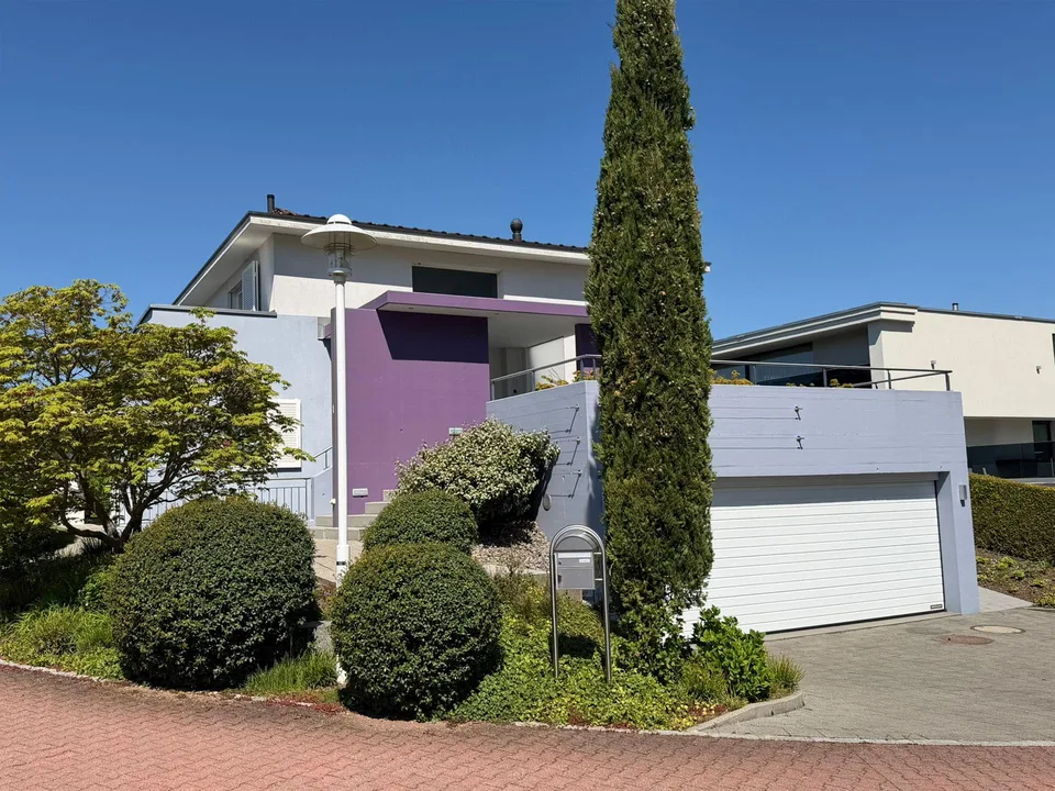 Exklusives Einfamilienhaus mit Seesicht & Alpenpanorama