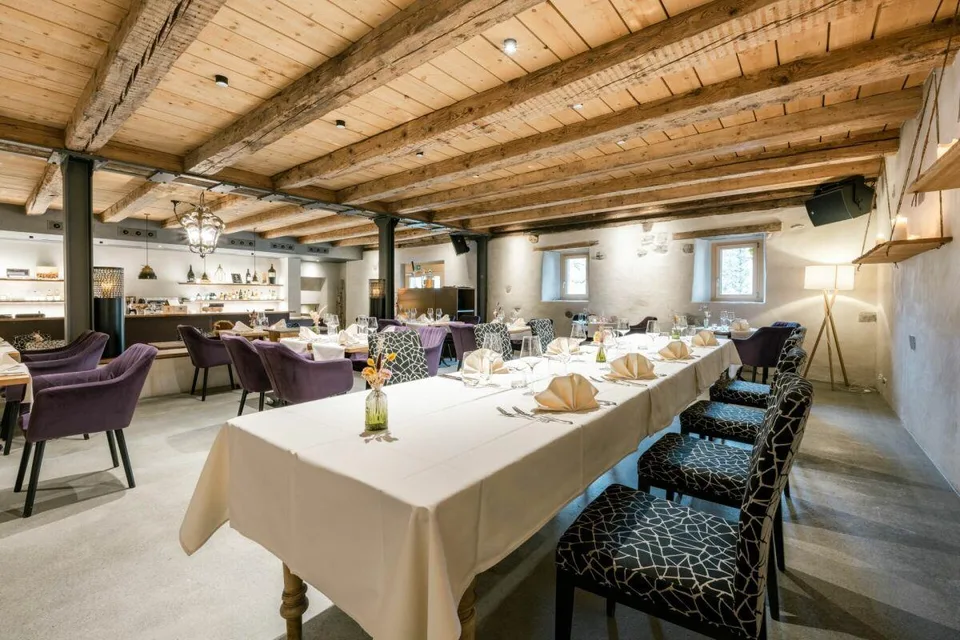 Hotel Restaurant Zum Schwarzen Löwen in Altdorf