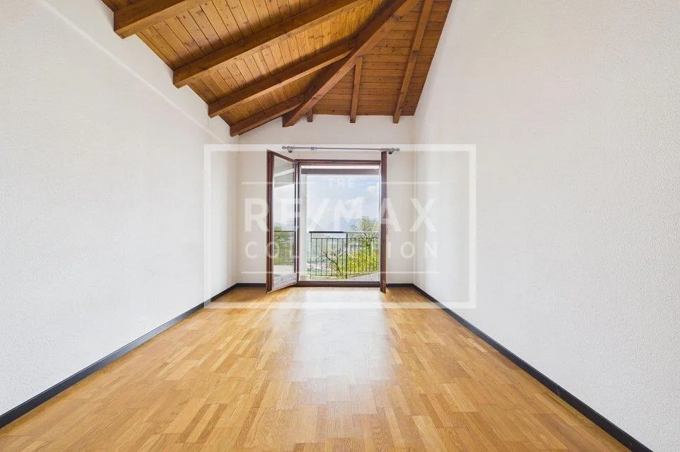 Elegante maisonette di 4½ locali con vista panoramica – Foto 10 von 13