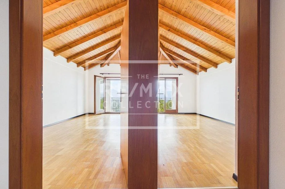 Elegante maisonette di 4½ locali con vista panoramica – Foto 9 von 13