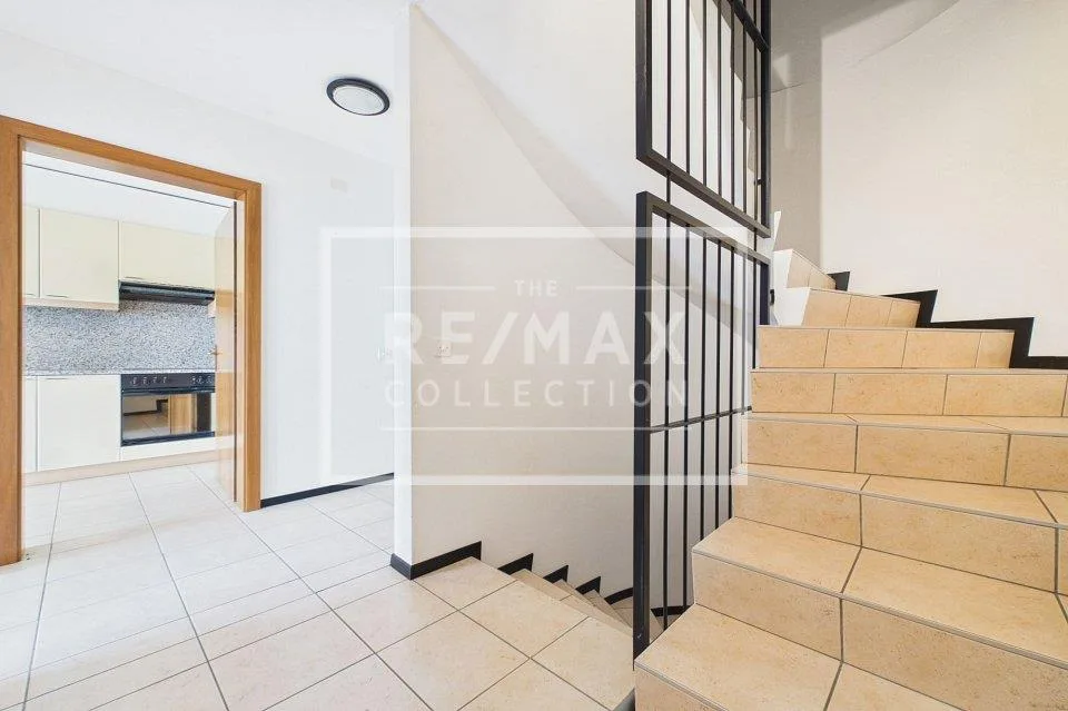 Elegante maisonette di 4½ locali con vista panoramica – Foto 7 von 13