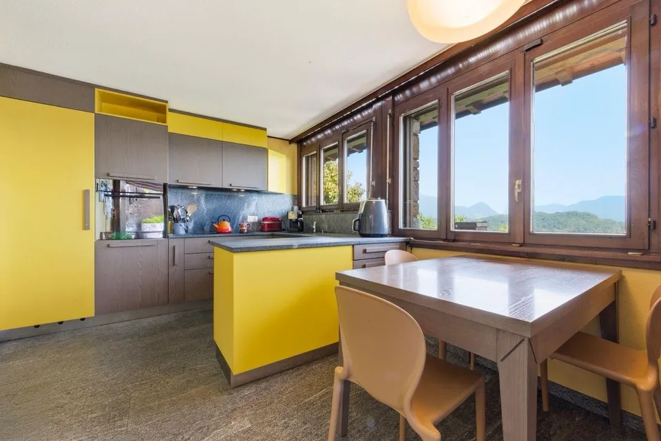 Elegance and Views: villa with lake view and absolute privacy | Ele... – Foto 10 von 14