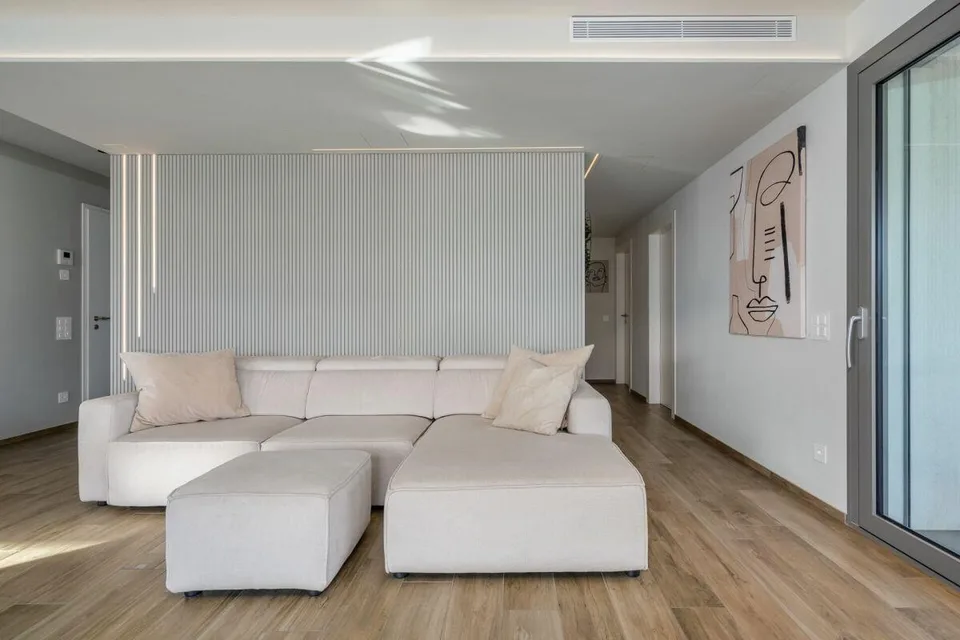 GRAVESANO · ATTICO MODERNO CON TERRAZZA di 76 m2 e PISCINA PRIVATA