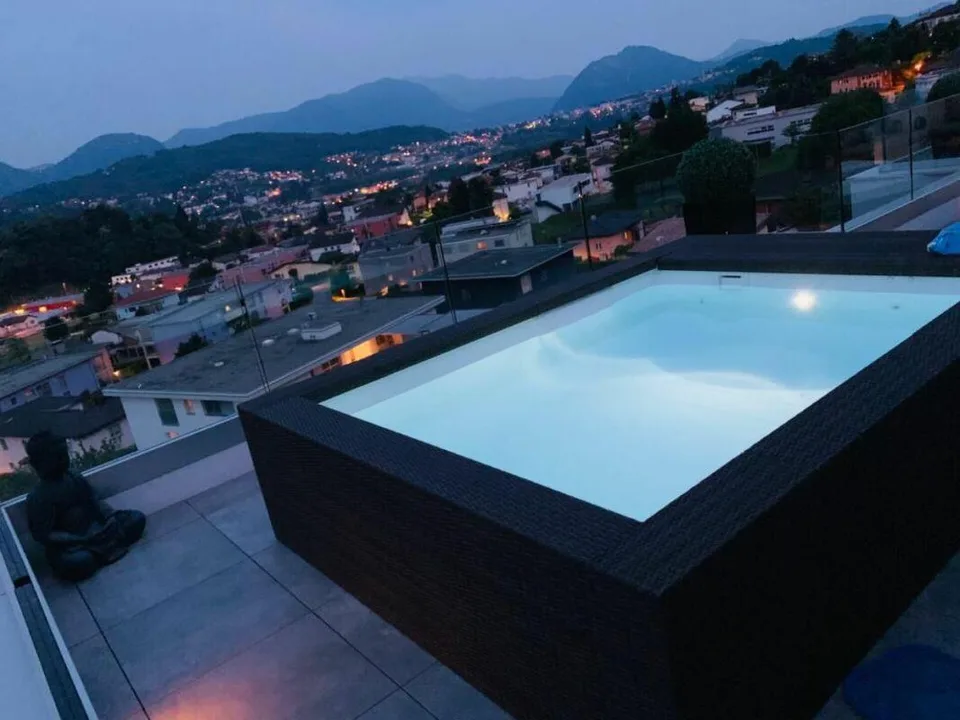 GRAVESANO · ATTICO MODERNO CON TERRAZZA di 76 m2 e PISCINA PRIVATA