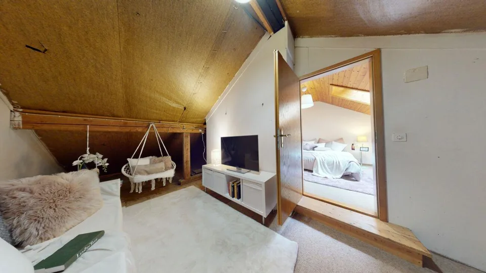 Charmantes 5.5-Zimmer-Haus mit guter Infrastruktur – Foto 10 von 11