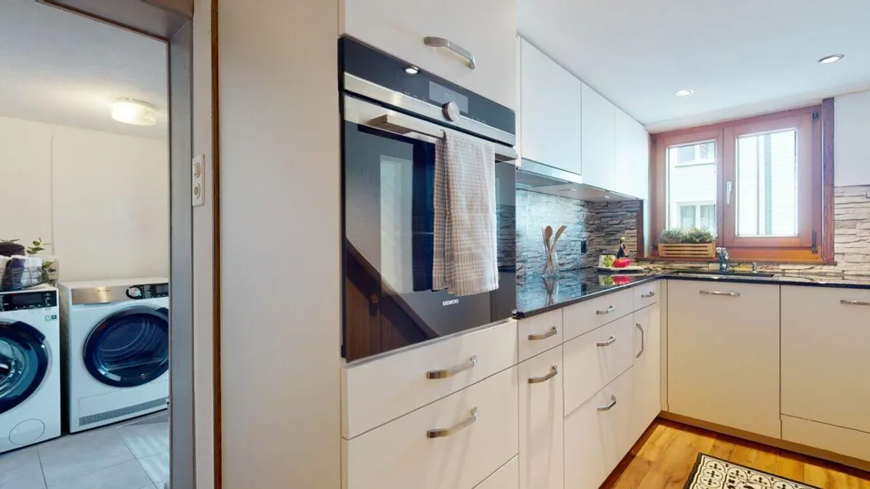 Charmantes 5.5-Zimmer-Haus mit guter Infrastruktur