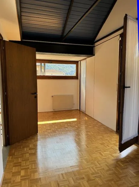 Davanti alla cascata della Piumogna: casa unica a FAIDO – Foto 9 von 15