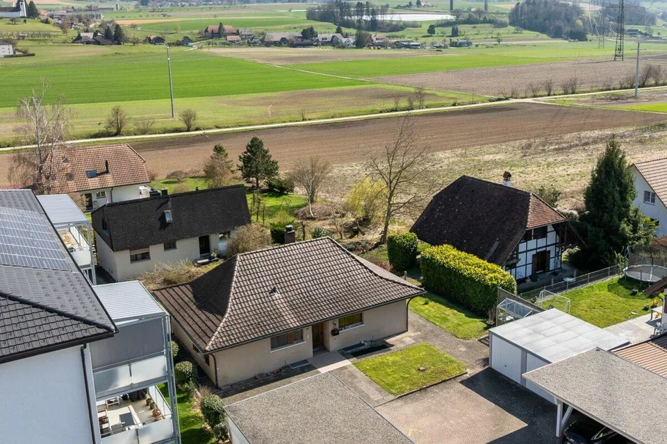 4.5-Zimmer-Einfamilienhaus mit Studiowohnung