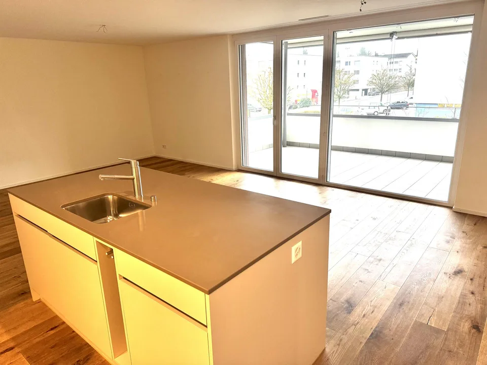 Bel appartement de 3,5 pièces, lumineux, au 1er étage avec vue sur les montagnes cherche un nouveau propriétaire – photo 10 sur 31