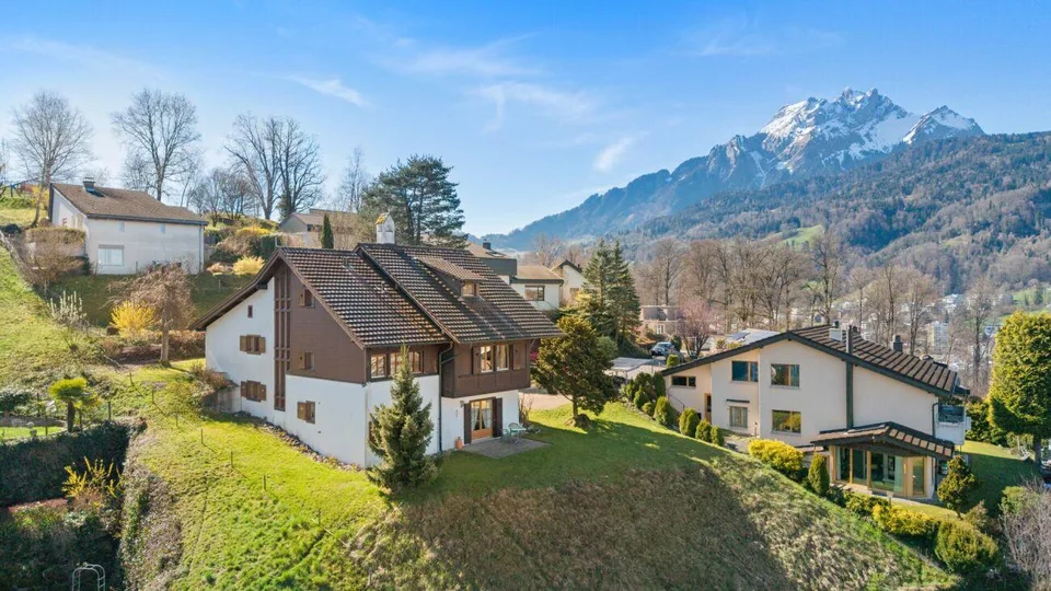 An privilegierter Aussichtslage in Horw