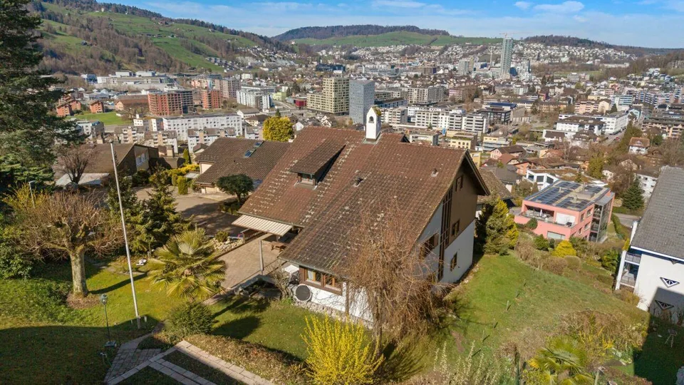 An privilegierter Aussichtslage in Horw