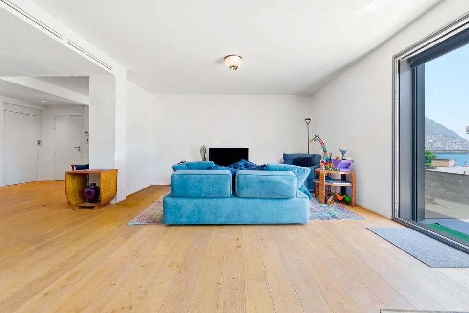 Esclusivo attico con rooftop panoramico e vista lago mozzafiato | E...