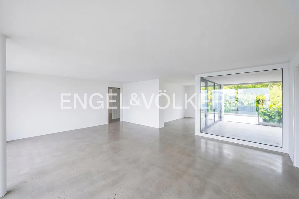 Moderne Wohnung mit bezauberndem Seeblick