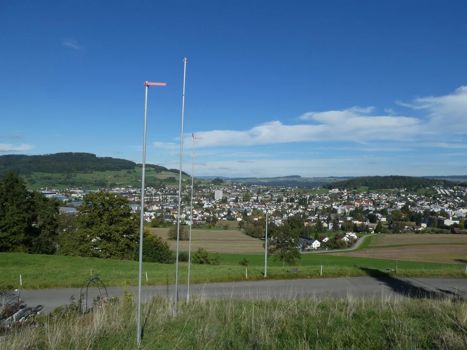 Bauland mit bewilligten Einfamilienhaus und Pool