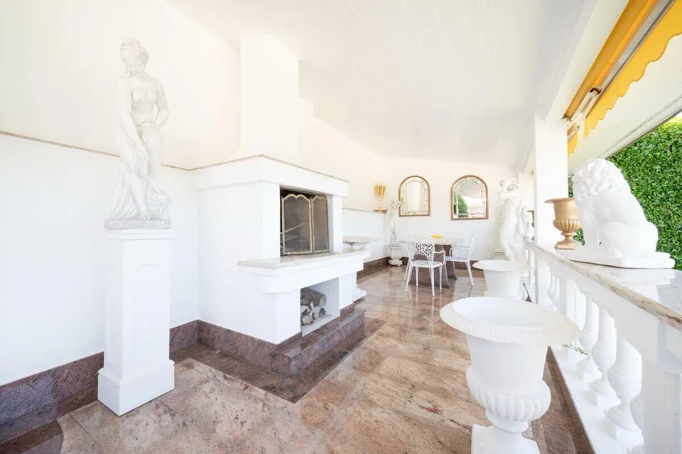 Una villa unica – eleganza, privacy e vista incomparabile! | Eine V... – Foto 23 von 26
