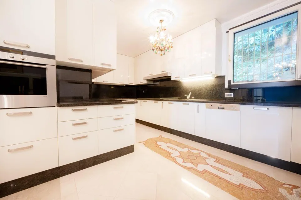 Una villa unica – eleganza, privacy e vista incomparabile! | Eine V... – Foto 22 von 26