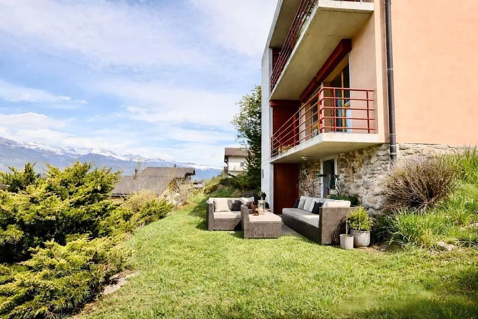EINZELHAUS MIT ATEMBERAUBENDEM PANORAMA ÜBER DIE EBENE – Foto 9 von 10