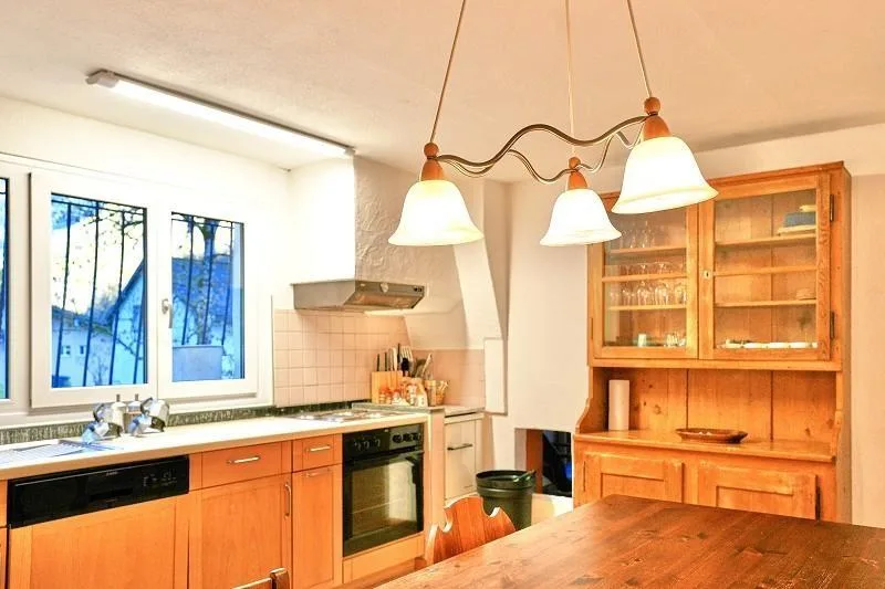 5 1/2-Zimmer-Chalet mit grossem Umschwung an sehr ruhiger, sonniger... – foto 8 di 29