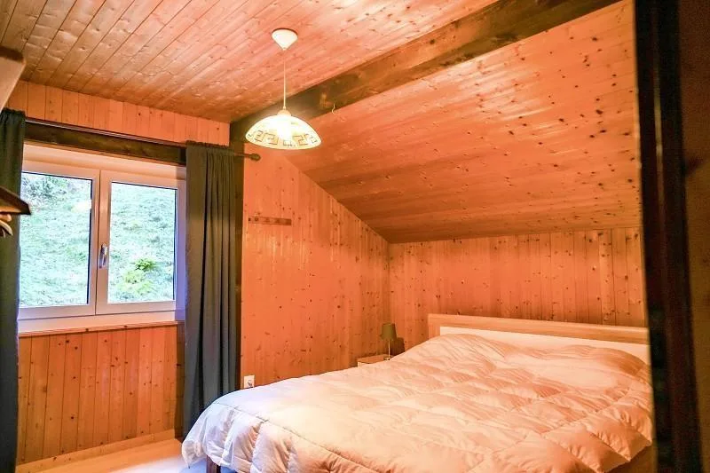 5 1/2-Zimmer-Chalet mit grossem Umschwung an sehr ruhiger, sonniger... – foto 10 di 29