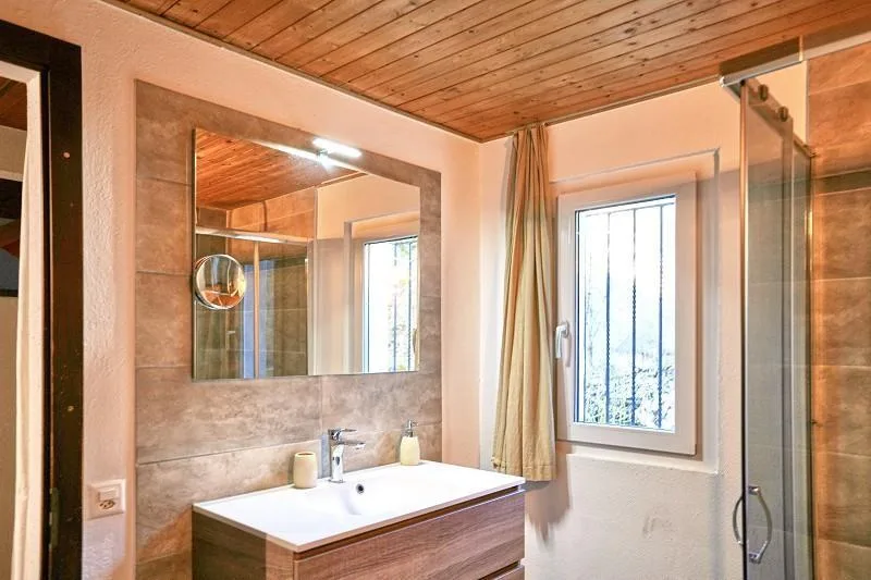 5 1/2-Zimmer-Chalet mit grossem Umschwung an sehr ruhiger, sonniger... – foto 18 di 29