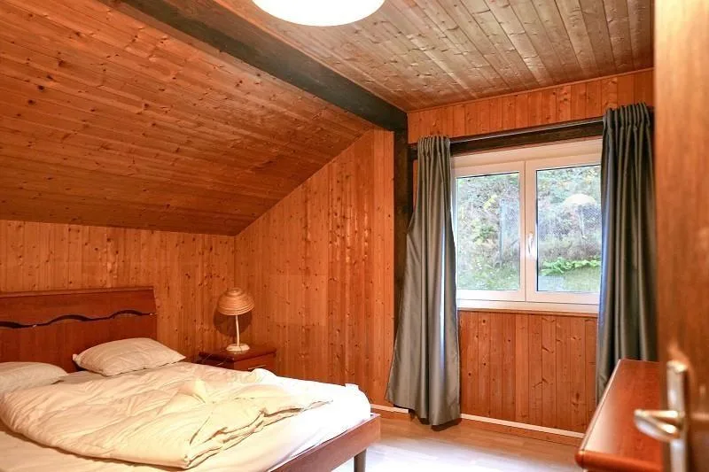 5 1/2-Zimmer-Chalet mit grossem Umschwung an sehr ruhiger, sonniger... – foto 9 di 29