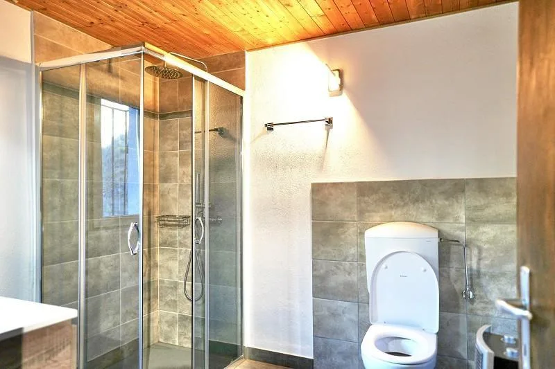 5 1/2-Zimmer-Chalet mit grossem Umschwung an sehr ruhiger, sonniger... – foto 19 di 29