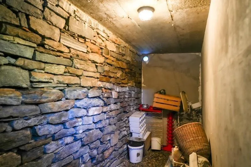 5 1/2-Zimmer-Chalet mit grossem Umschwung an sehr ruhiger, sonniger... – foto 25 di 29