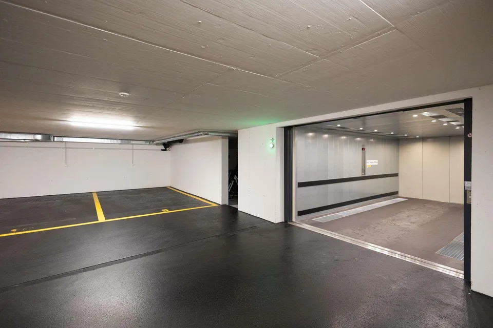 Tiefgaragenparkplatz zu verkaufen