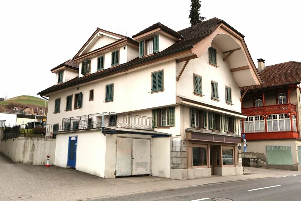 Mehrfamilienhaus mit Entwicklungspotenzial im Zentrum von Entlebuch