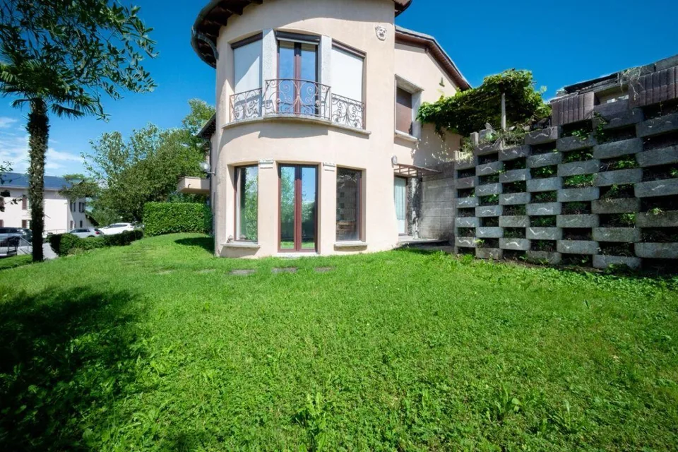 Casa soleggiata vista lago e con grande potenziale | Sunny house w... – foto 6 di 9