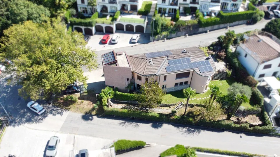 Casa soleggiata vista lago e con grande potenziale | Sunny house w... – foto 8 di 9
