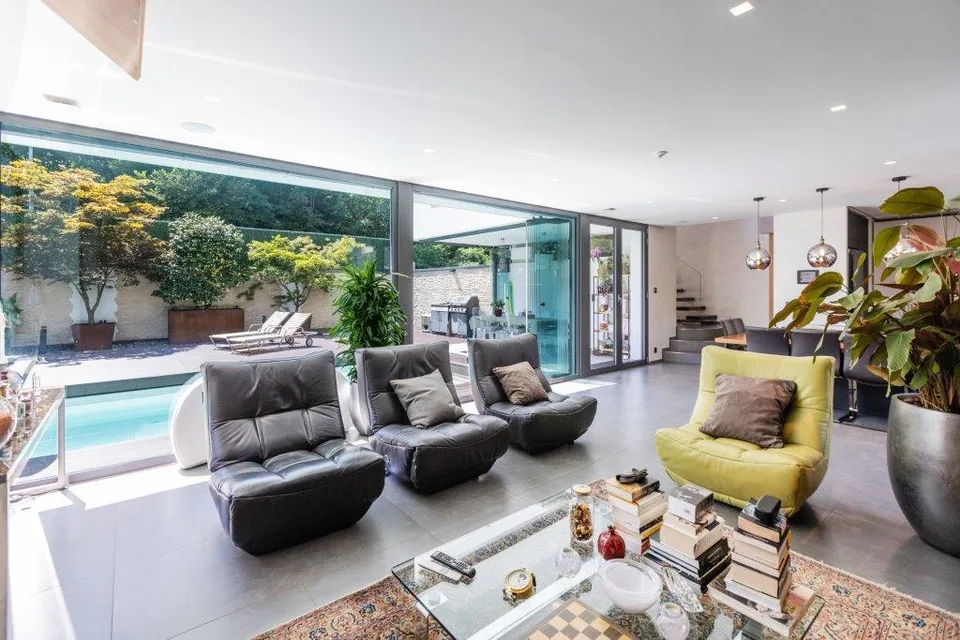 "Villa di design con piscina e spa privata in posizione esclusiva ad O