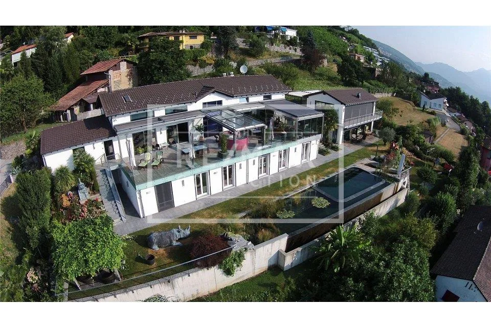 Lussuosa villa tra arte, natura e relax
