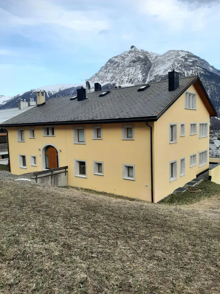 Wohnung im alpinen Stil – foto 9 di 12