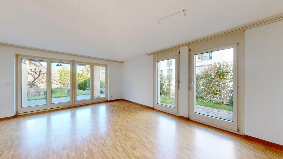 4-Zimmer-Maisonettwohnung mit Garten und Einstellplatz im Baurecht