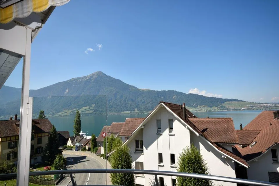 Maisonettewohnung mit Terrasse im Dorfkern von Walchwil