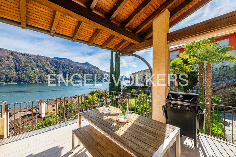 Charmantes Duplex mit bezauberndem Seeblick