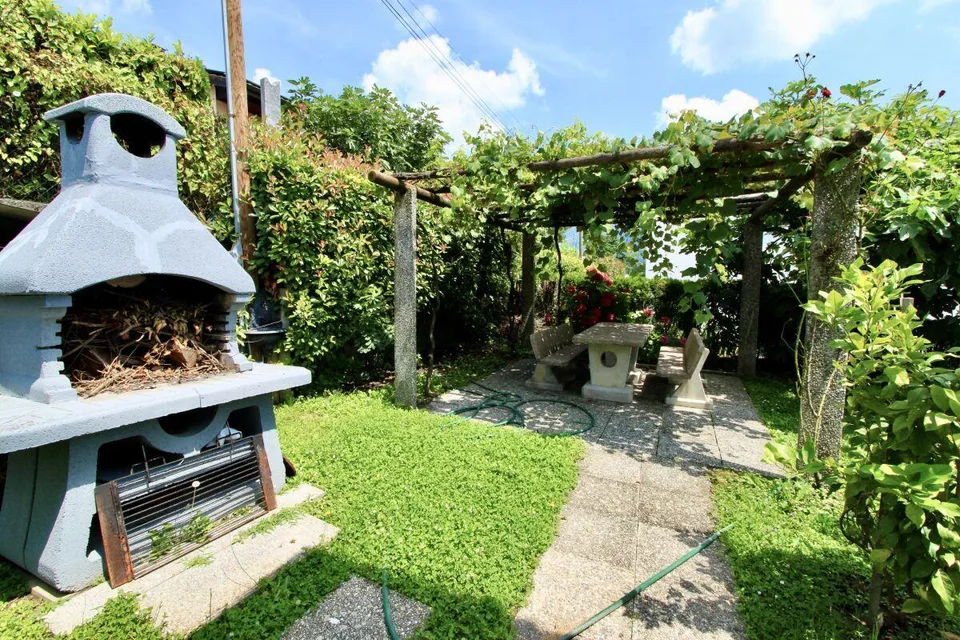 Schöne Villa mit Garten und freiem Blick auf die Weinberge | Nice V... – Foto 12 von 19