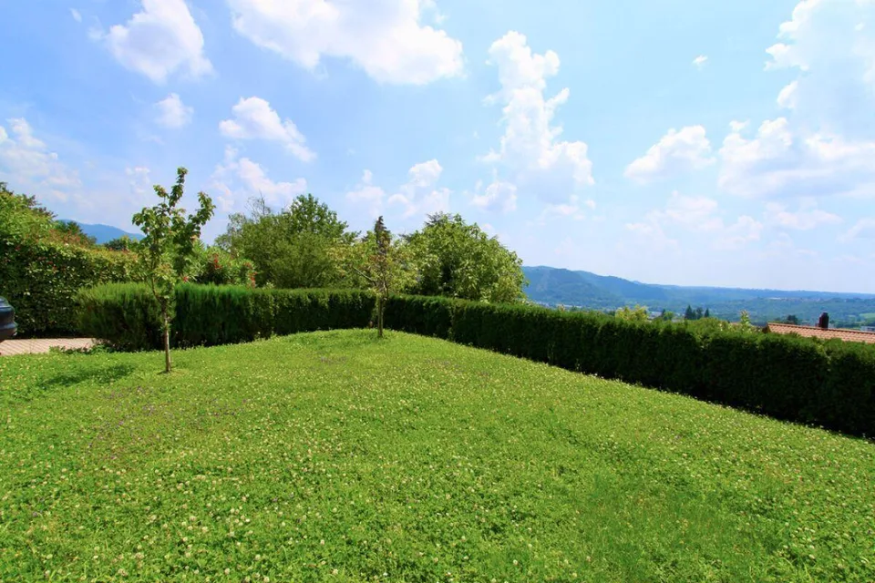Schöne Villa mit Garten und freiem Blick auf die Weinberge | Nice V... – Foto 11 von 19