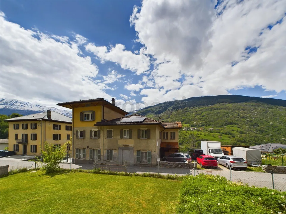 Pittoresca casa plurifamiliare con terreno nel cuore della Val di Blenio / Malvenfarbiges Mehrfamilienhaus mit Grundstück im Herzen des Bleniotals – Foto 26 von 27