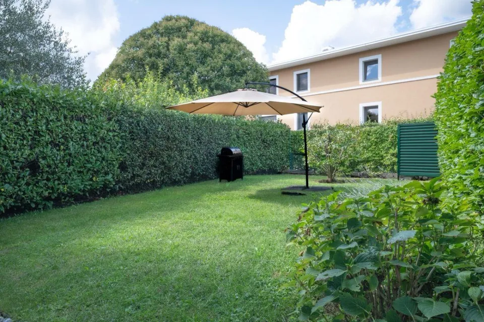 Elegante appartamento maisonette con doppio giardino a Montagnola |...