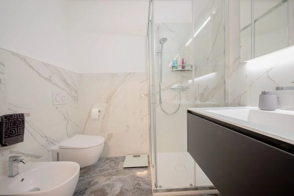 Elegante appartamento maisonette con doppio giardino a Montagnola |... – Foto 12 von 14