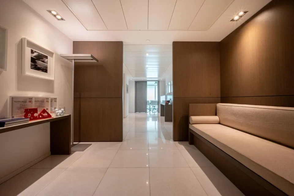 Prestigious lake-view office within Palazzo Mantegazza | Prestigios...