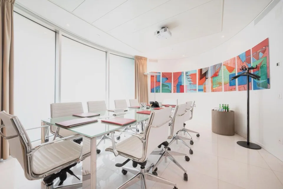 Prestigious lake-view office within Palazzo Mantegazza | Prestigios...
