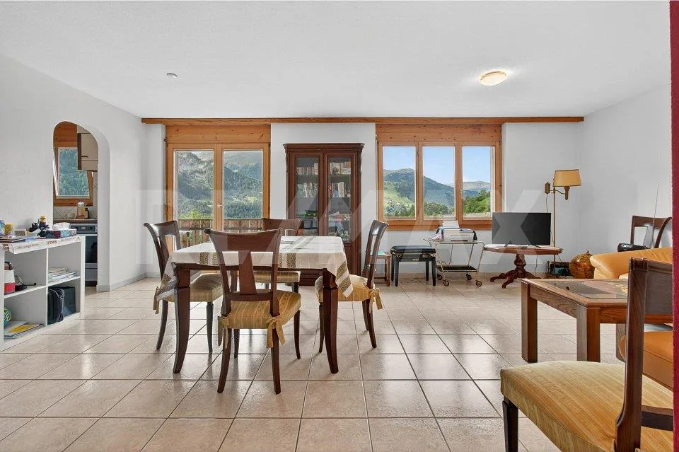 3½-Zimmer-Wohnung mit schöner Bergsicht, Sonne und ruhiger Lage in ...