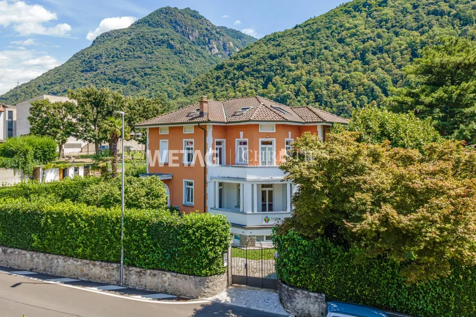 Vollständig renovierte historische Villa mit grossem Garten in Arbe...