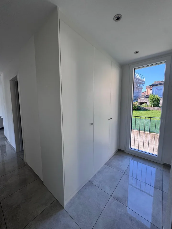 Vendesi appartamento di 4.5 locali con terrazza a Gorduno – photo 19 of 23