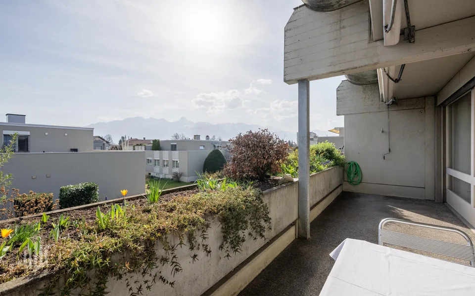 ImmoWyss -  Helle Eigentumswohnung mit Balkon in ruhiger Wohnlage