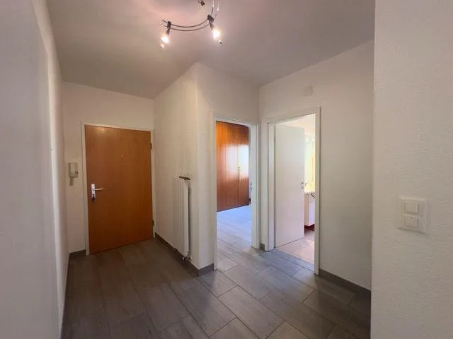 Ottimo investimento per reddito, stupendo 4,5 locali rinnovato – Foto 10 von 14
