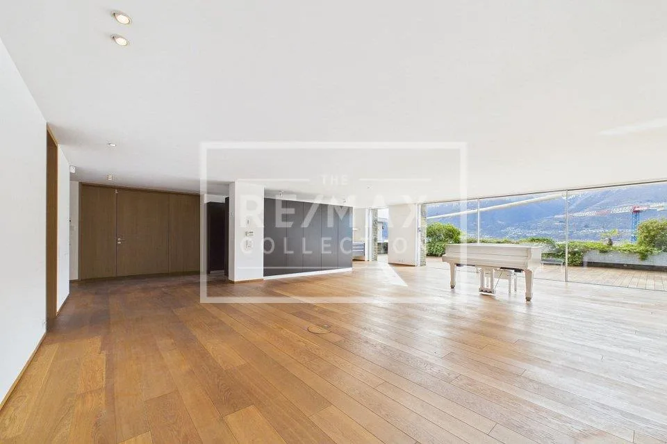 Appartamento elegante e raffinato con vista panoramica sul Lago Mag... – Foto 8 von 13